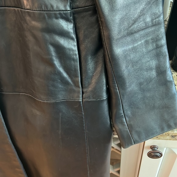 Soft Full Length Leather Coat. Great Condition.  Like new. - Picture 4 of 6